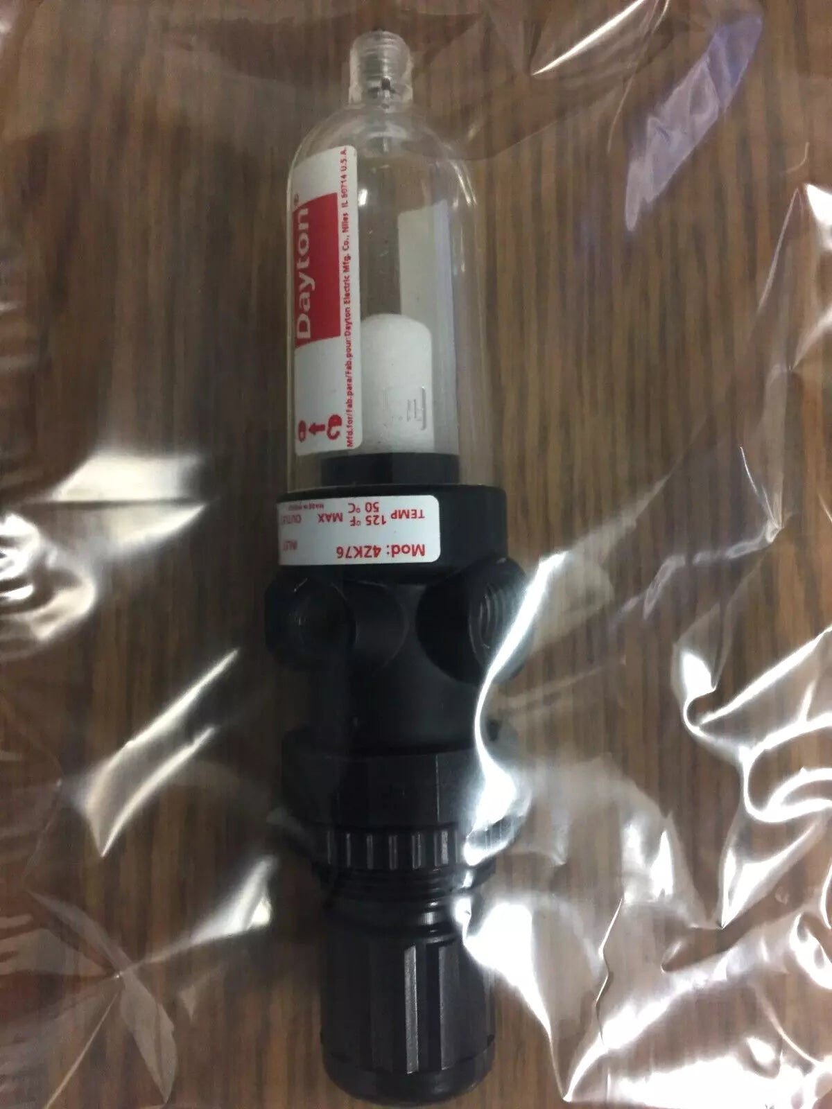 Dayton 4ZK76 Filter Regulator, 150 PSIG 10 Bar Temp 125°F/50°C