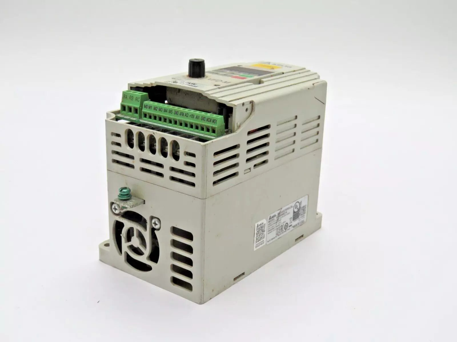 Delta VFD004M21A Sensorless Vector Micro Drive AC Drive 200-240 VAC