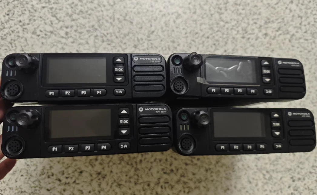 1pcs MOTOROLA digital vehicle consoles xpr5580 vehicle consoles