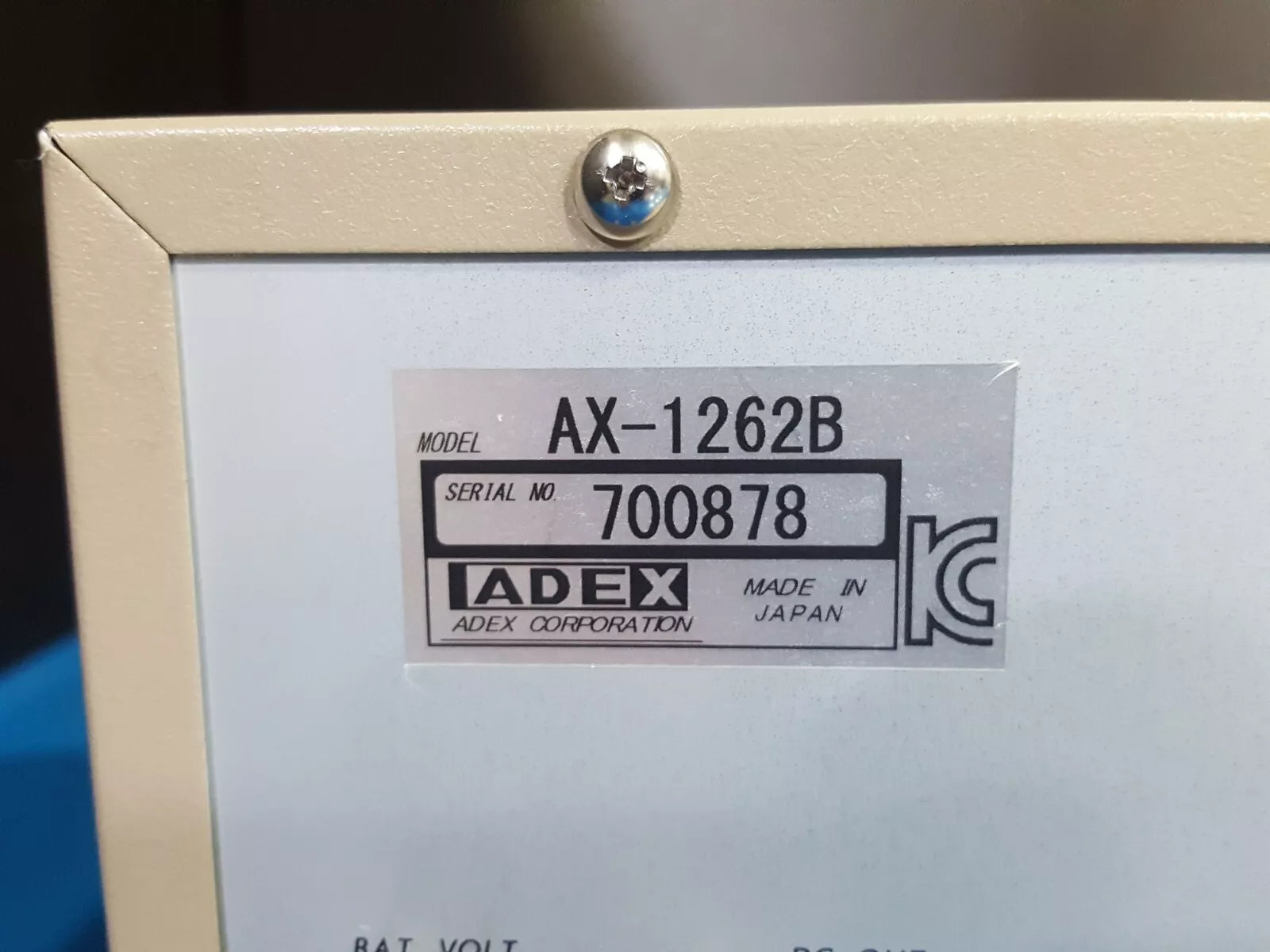 ADEX AX-1262B Battery mOhm/Voltage Meter with Test Probe (0878)