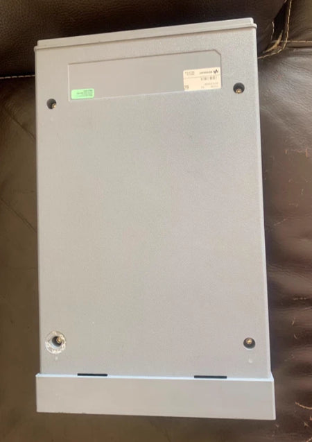 1PC Keysight 11713E ATTENUATOR/SWI TCH DRIVER