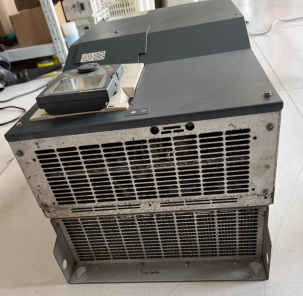 1PCS ATV61HD75N4Z