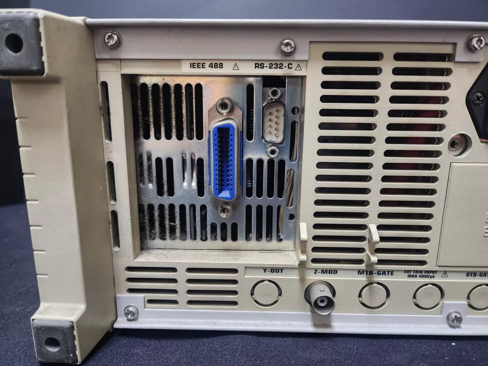 Fluke PM3392A 4CH Autoranging Combiscope 200 MHz 200MS/s (1007)