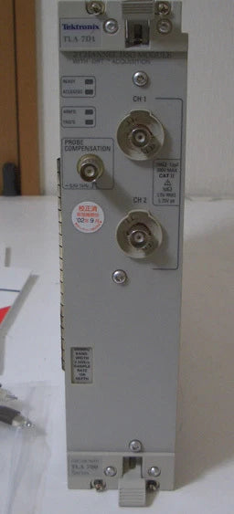 Tektronix TLA7D1 500MHz 2-Channel 2.5GS/s DSO
