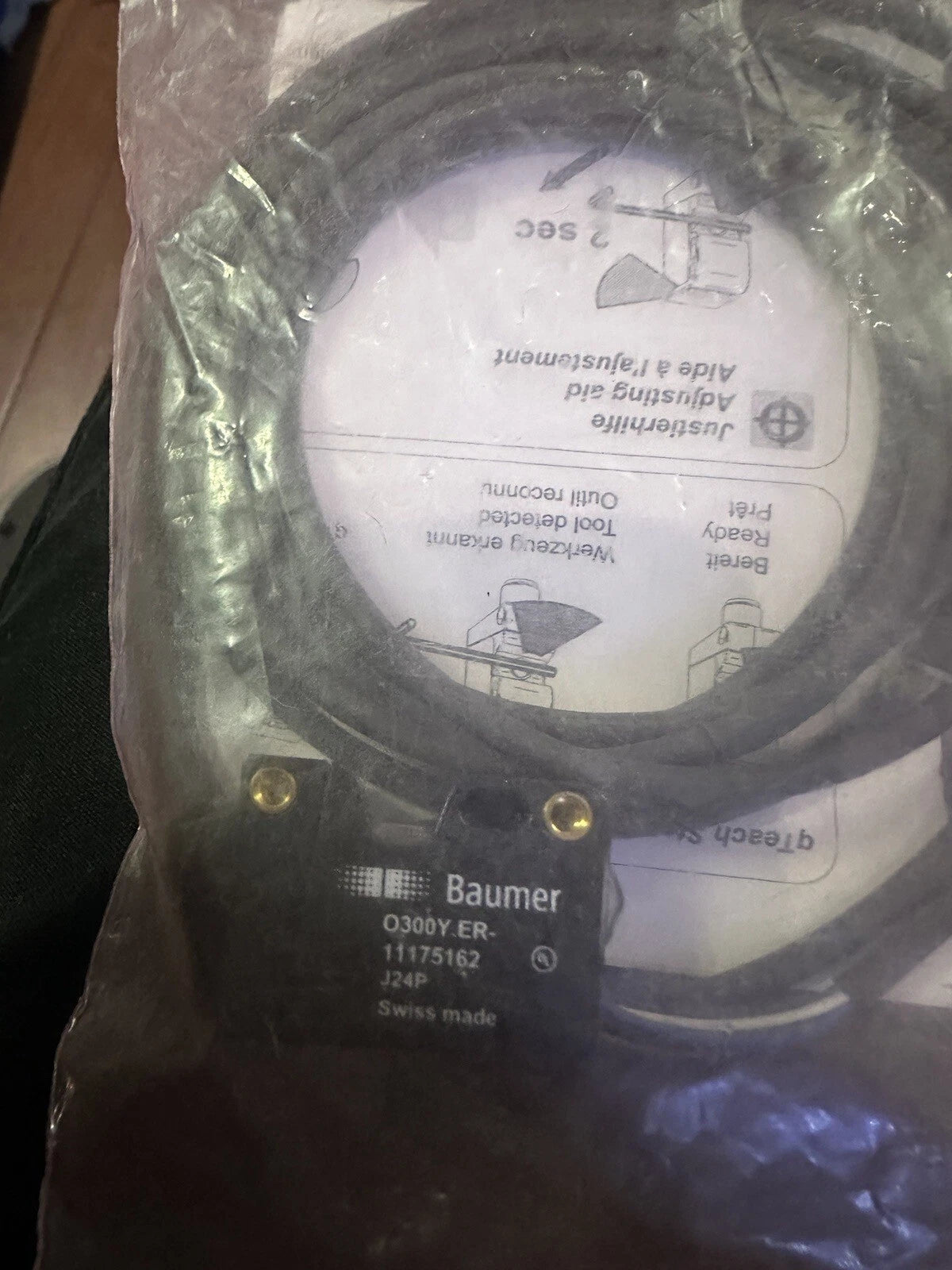 Advanced O300Y.ER-11175162 Earphones with Noise Cancellation