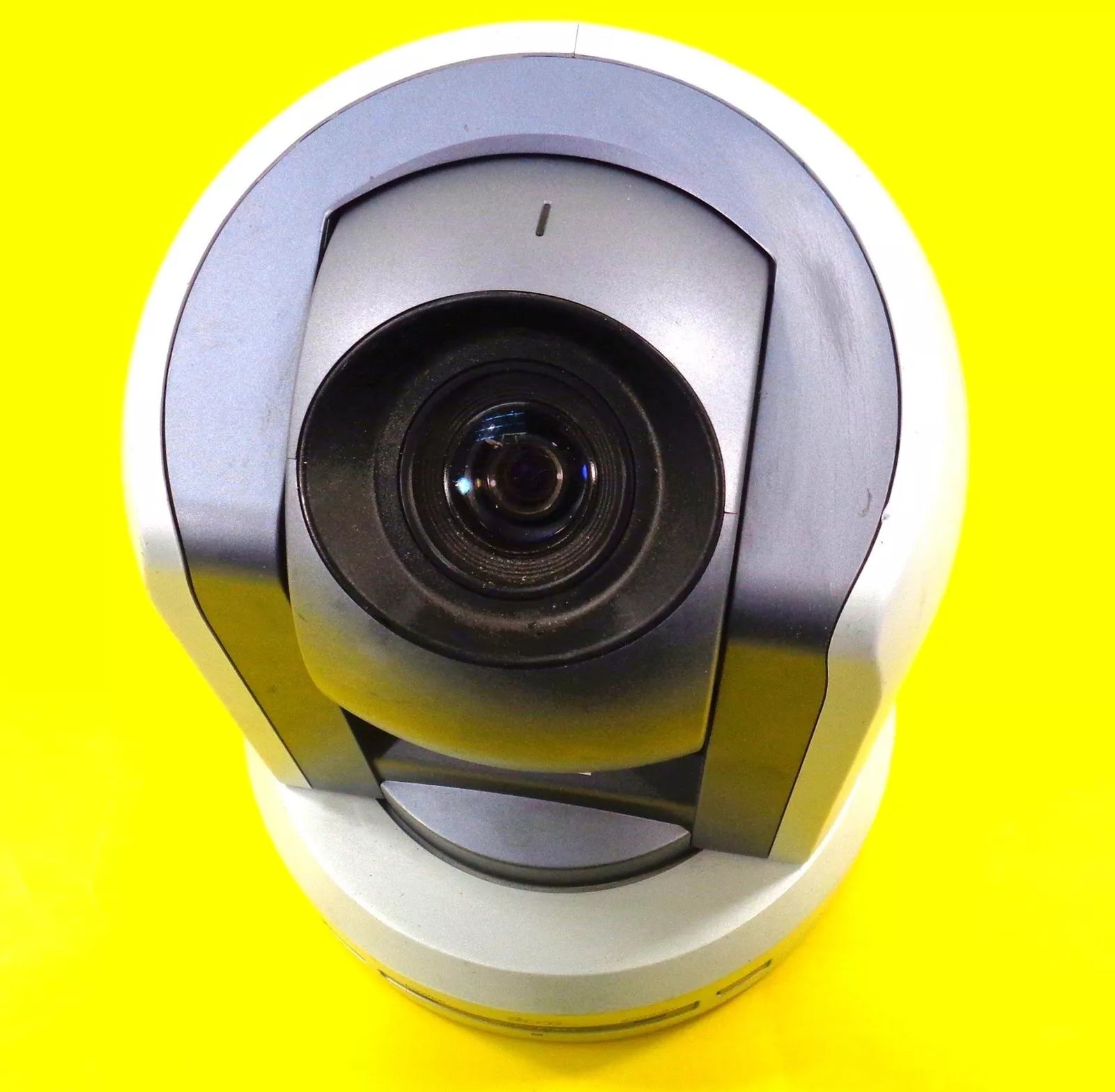 Sony BRC-300 3CCD Mega Pixel PTZ Camera