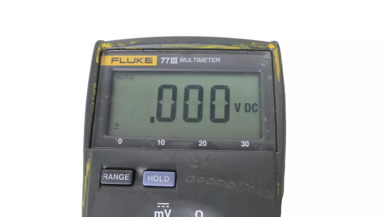 Fluke 77III Digital Multimeter Tester - Reliable Testing Tool