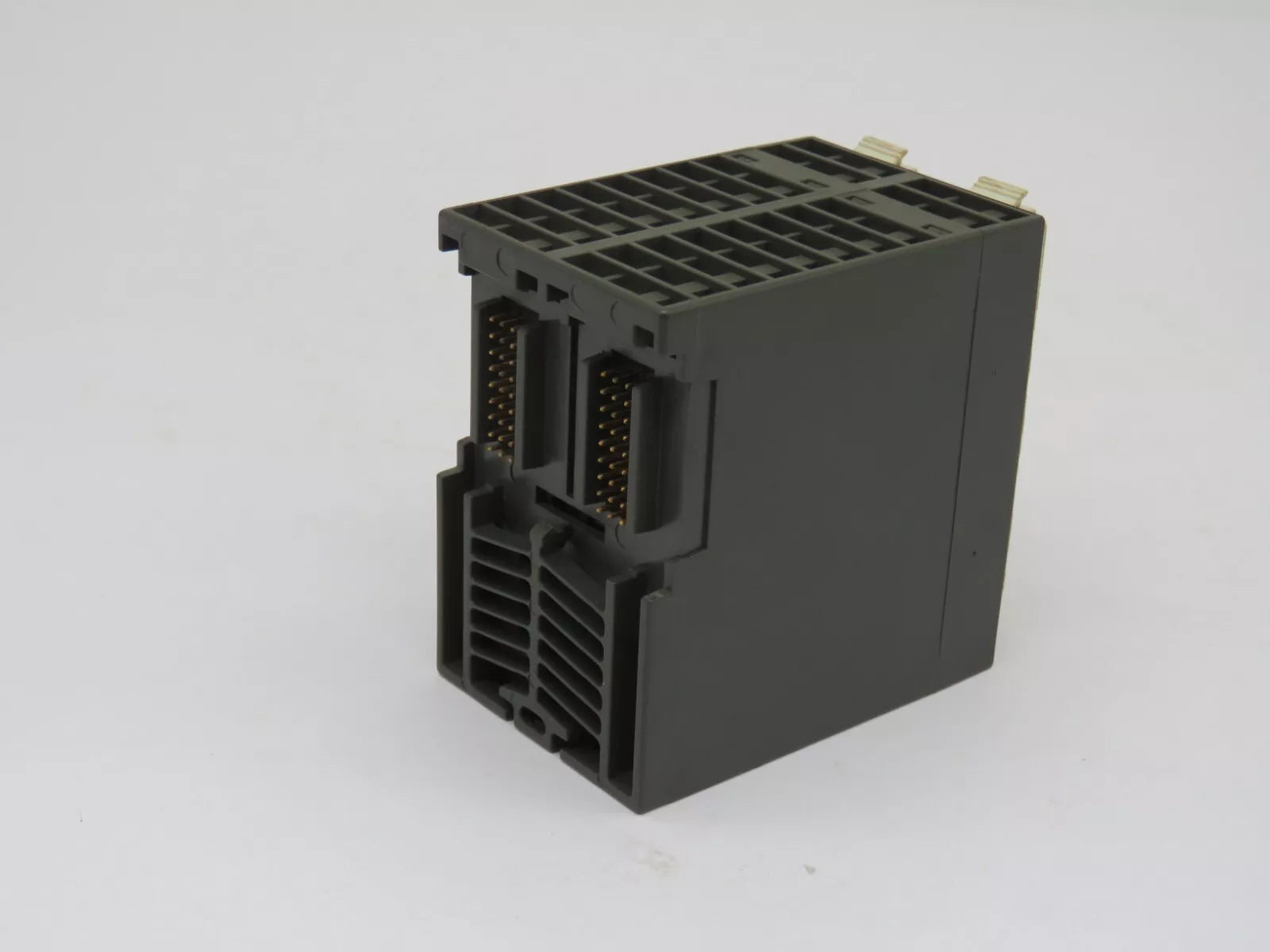 VIPA 222-2BL10 Digital Output Series SM222 with 32 Digital Outputs 24VDC