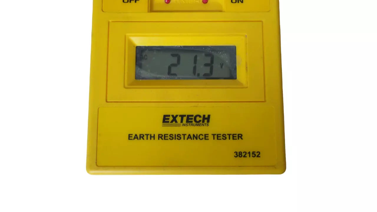 EXTECH 382152 Earth Resistance Tester