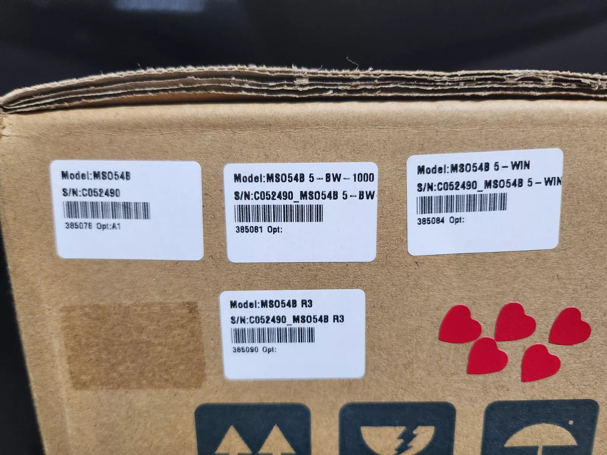 Tektronix MSO54B Option 5-BW-1000 (1GHz) + 5-WIN + R3 (2490)