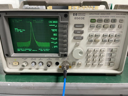 HP Agilent 8563E spectrum analyzer 9KHz to 26.5GHz w/ 85620A_07630
