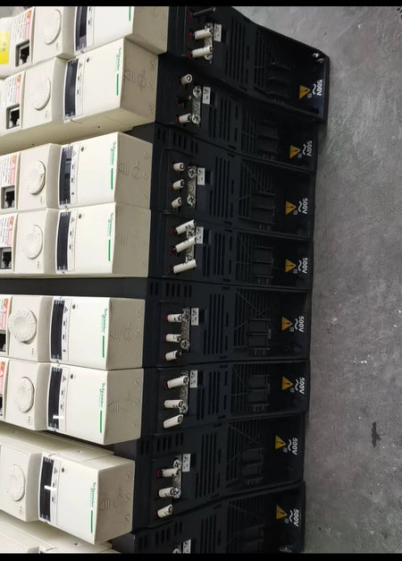 Schneider Electric ATV32HU40N4 Variable Speed Drive