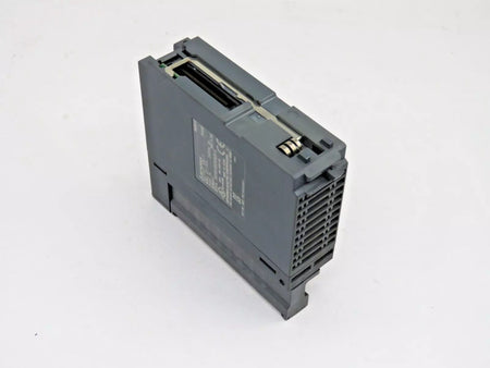 Mitsubishi QY18A Digital Output Module Q Series 240 VAC Used & Tested