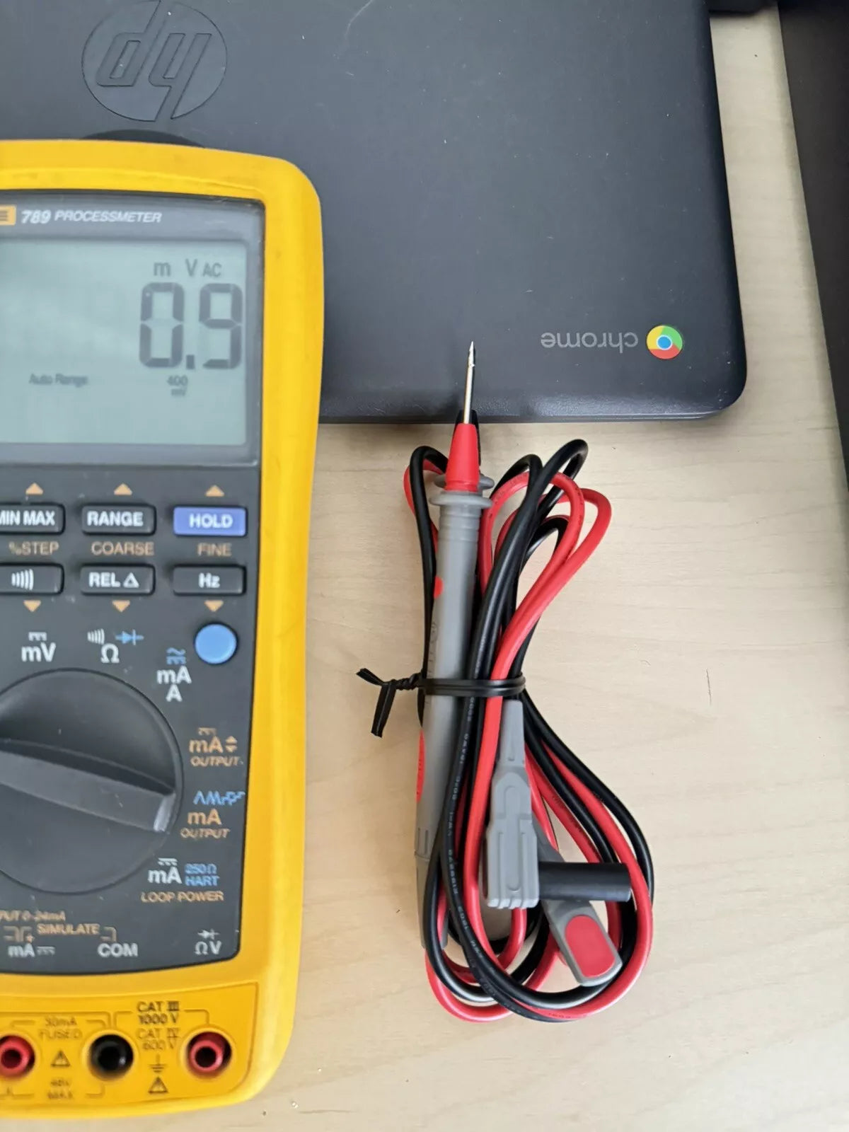 Fluke 789 Process Meter with 2 x Lead Sets