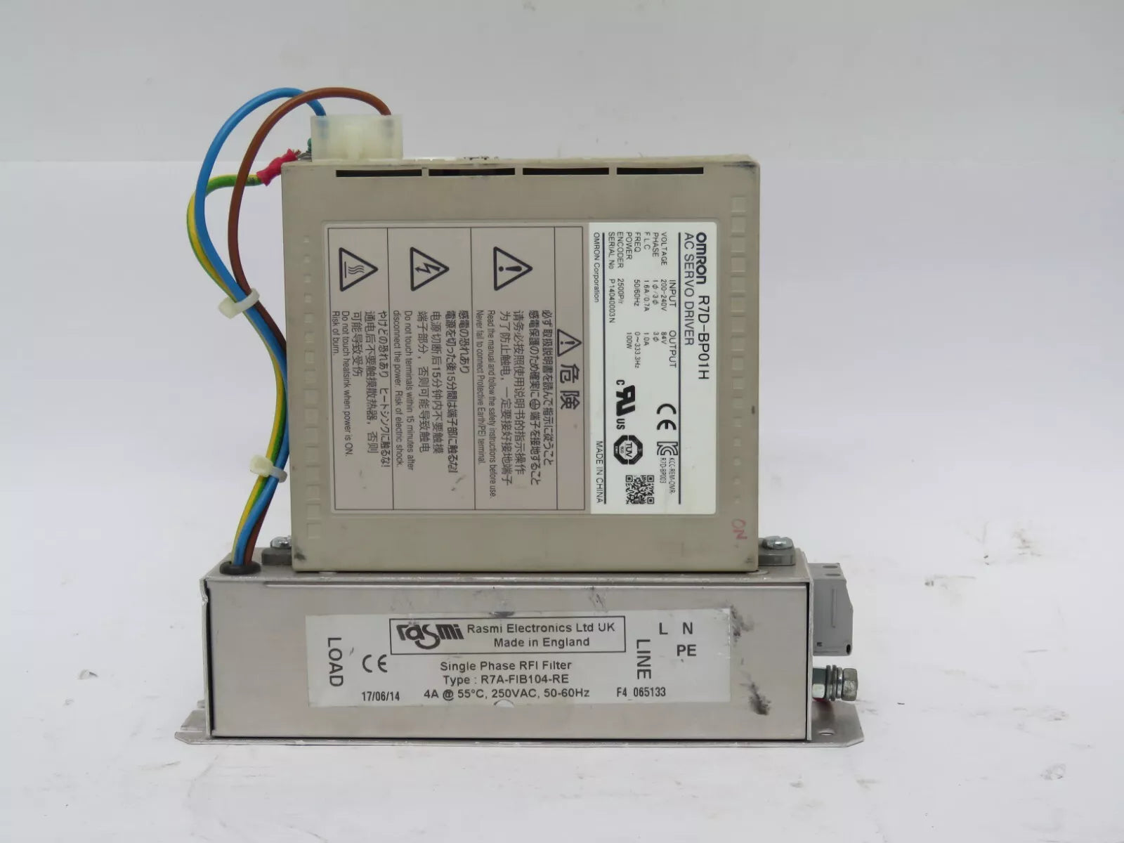 OMRON R7D-BP01H AC Servo Drive 100W 50/60HZ