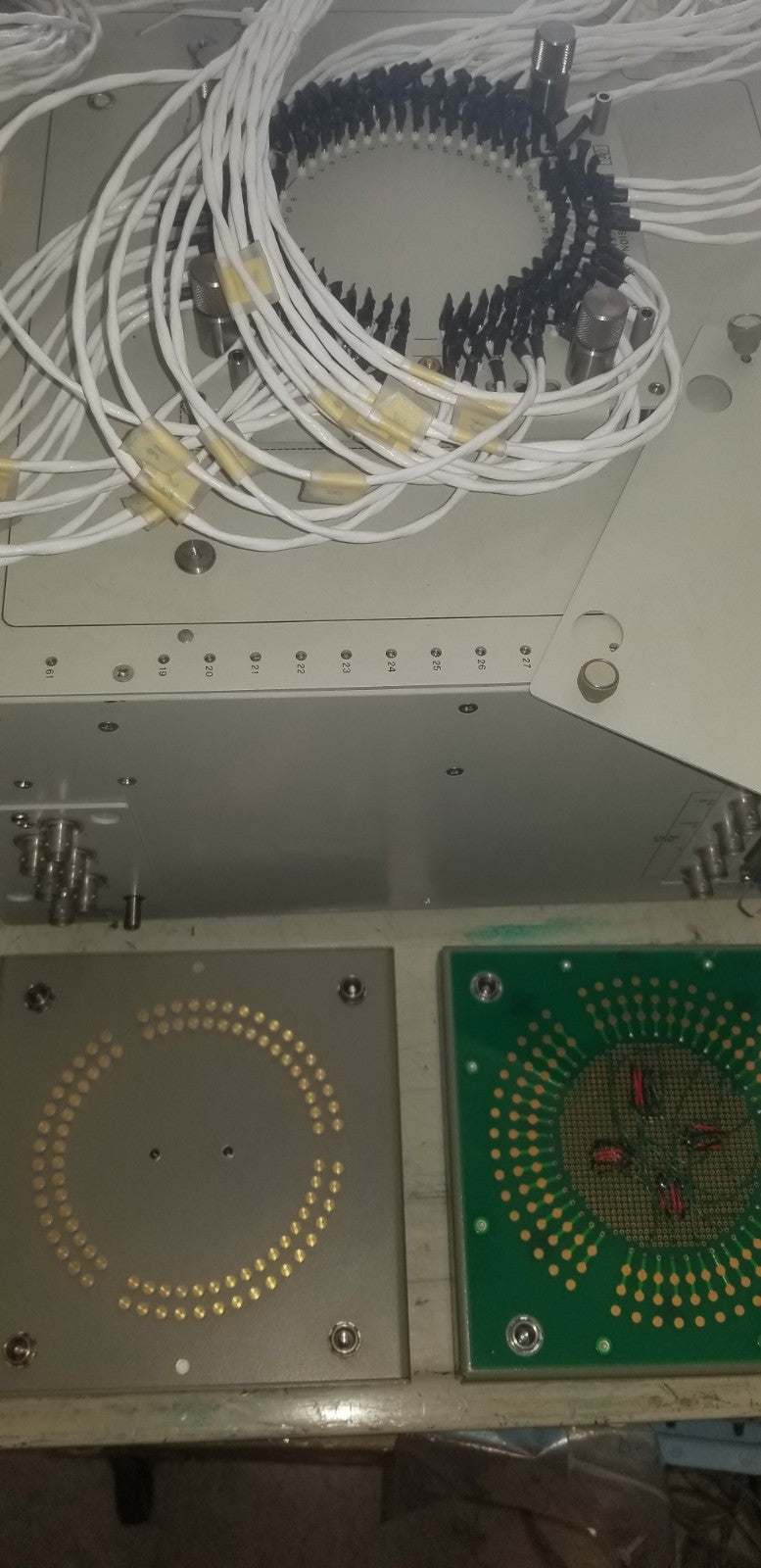 HP 4085B Switching Matrix for 4062C System