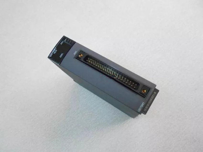 1PC New Mitsubishi QD75M1 PLC Module In Box Expendited Shipping