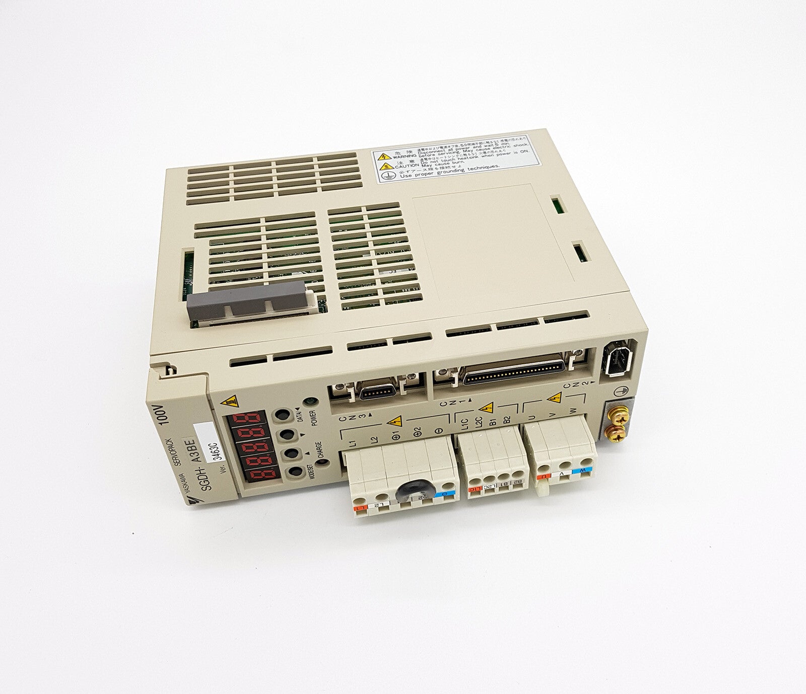 Yaskawa SERVOPACK SGDH-A3BE 3PH 115V