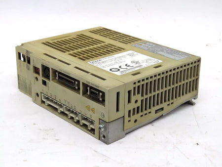OMRON R7D-APA5H AC Servo Drive 200V 50W