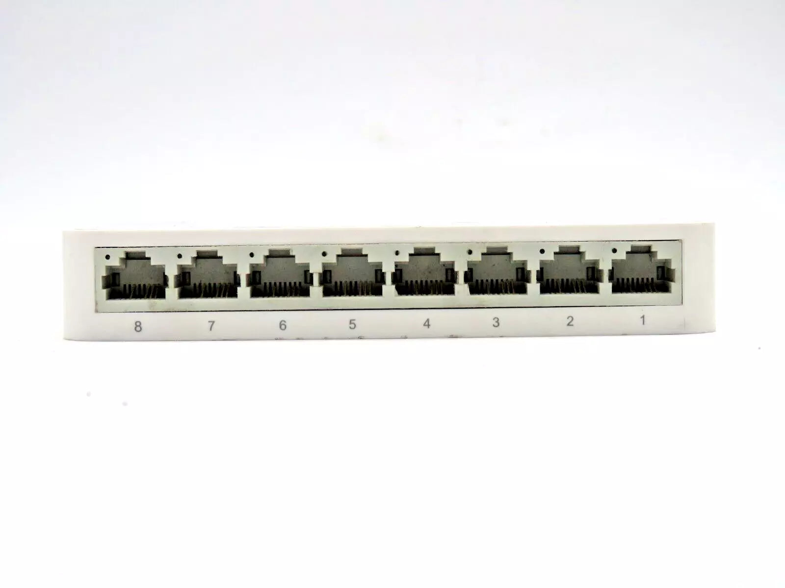 TP-Link TL-SF1008D 8-Port Ethernet Switch 10/100Mbps Fast Network Hub Desktop
