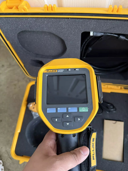 FLUKE TI480PRO IR Camera 60Hz, 640 x 480, 2 Batteries with Charger & Case