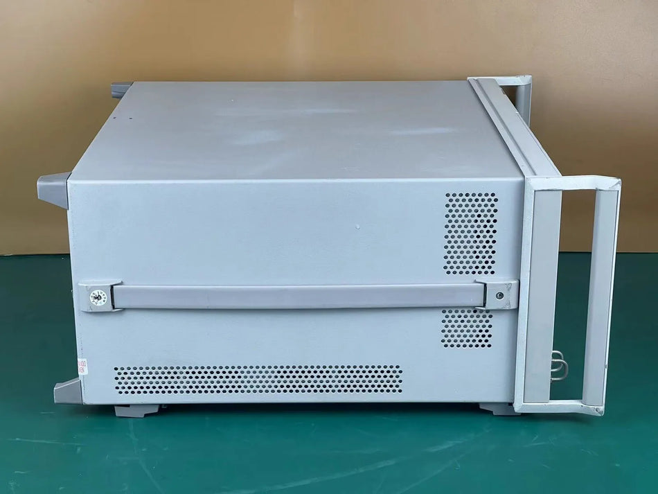 Agilent E8357A PNA Network Analyzer, 300 kHz to 6 GHz