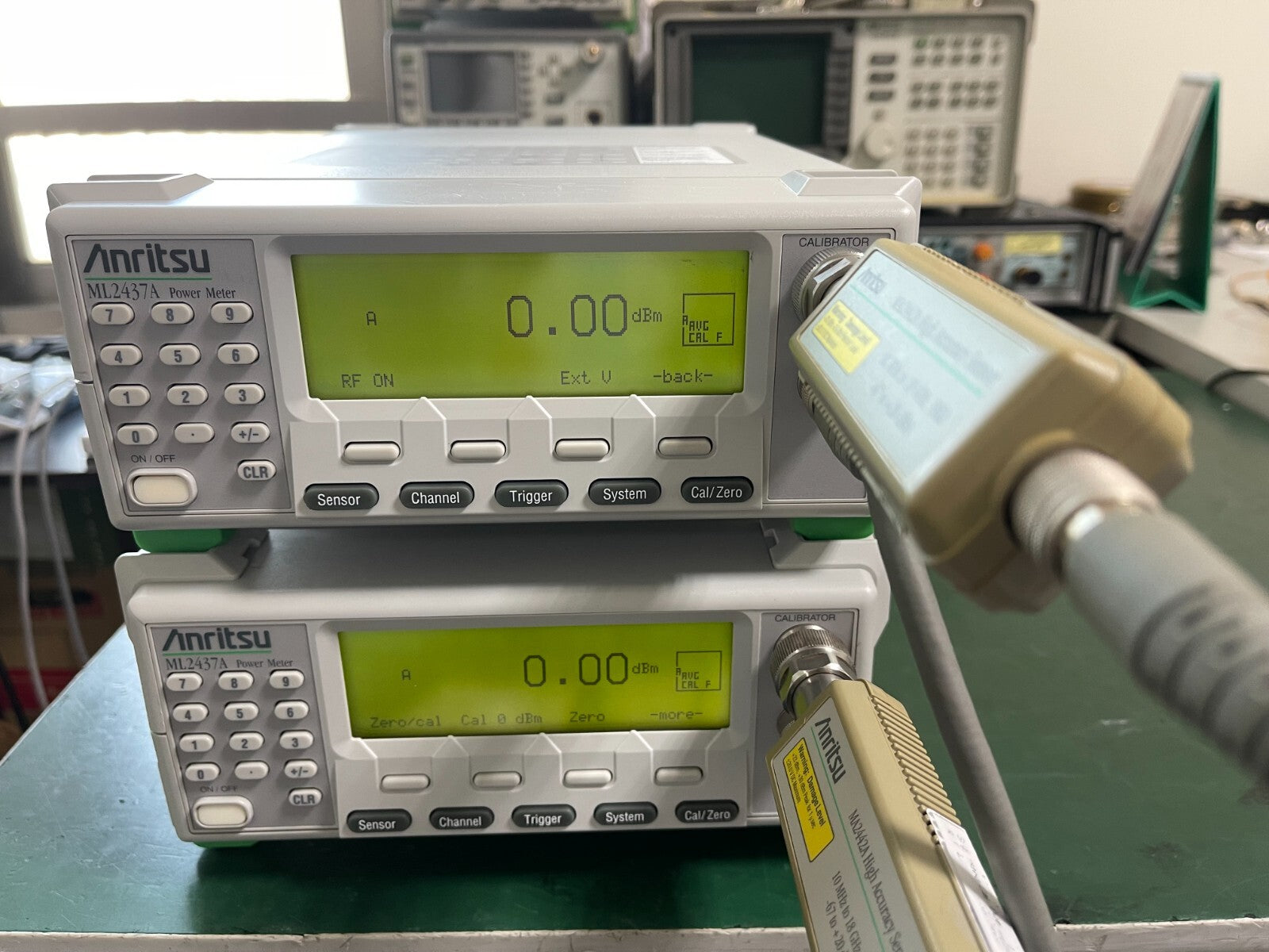 Anritsu ML2437A Single-Channel RF Power Meter _0001 or _0014 , it likes new - XG eqpt