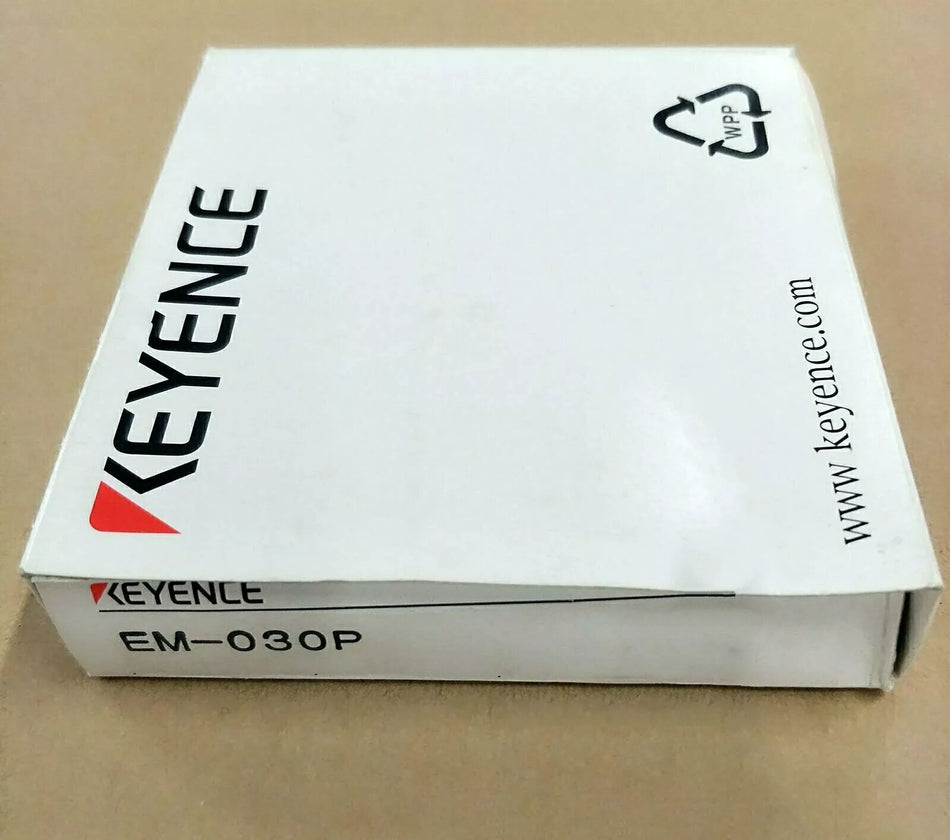 Keyence EM-030P Proximity Sensor Switch EM030P in Box