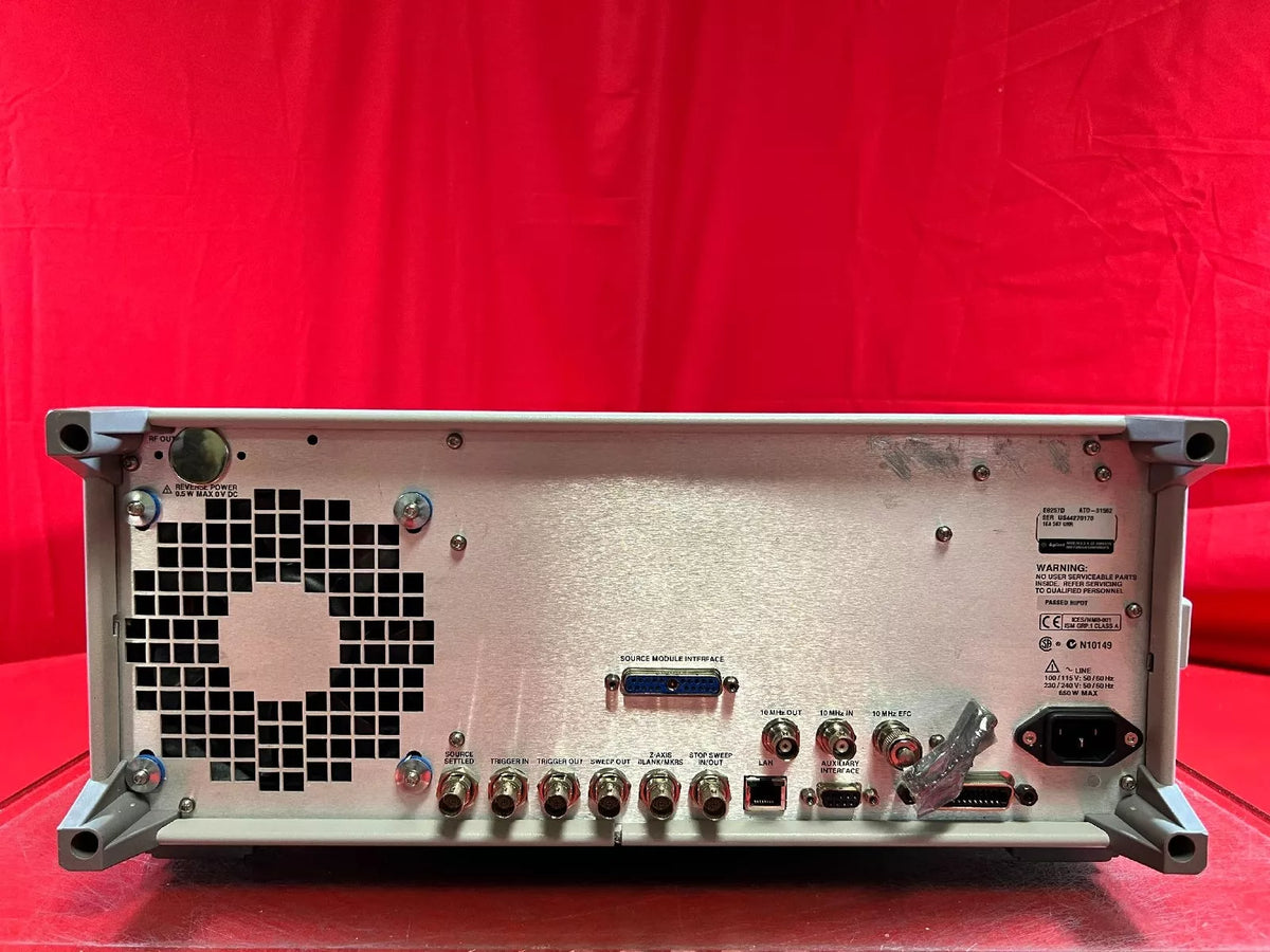 Agilent/Keysight E8257D PSG Analog Signal Generator, 250kHz to 67GHz