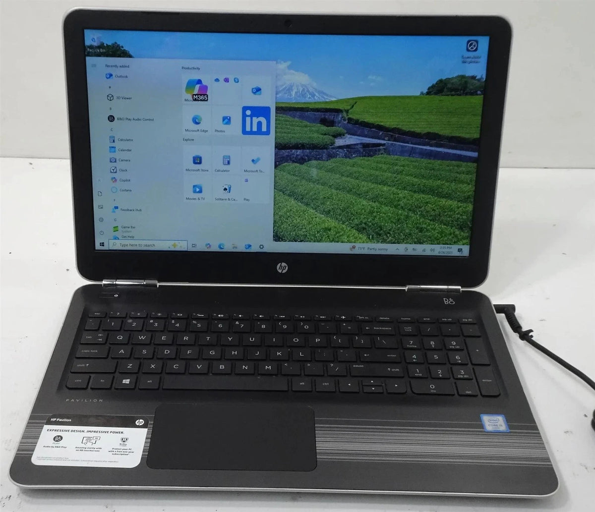 HP Pavilion 15-au023cl Touch Core i5-6200U 2.3GHz 8GB 240GB Win 10