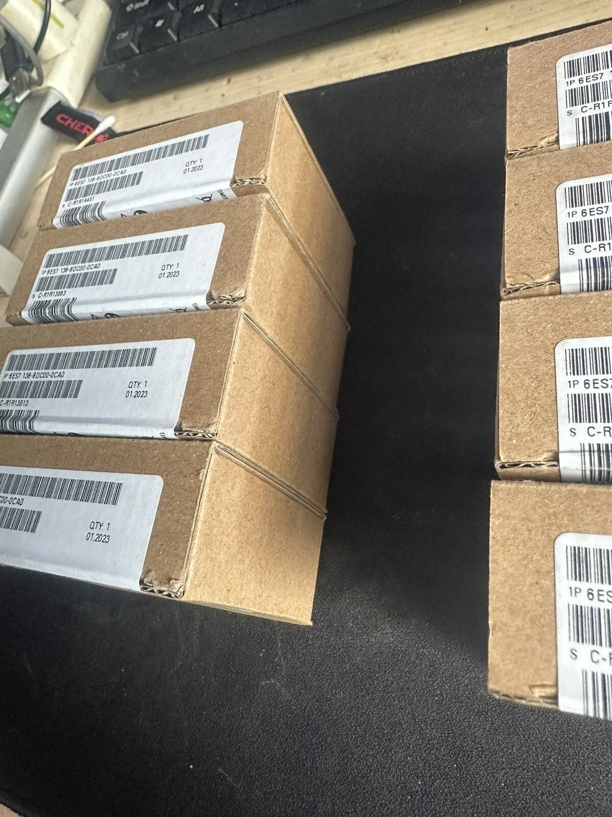 Siemens 6ES7 136-6DC00-0CA0 Factory Sealed 6ES7136-6DC00-0CA0 New In Box