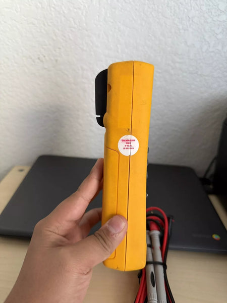 FLUKE 789 Process Meter with Leads