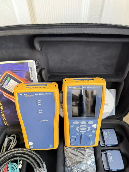 Fluke Networks DTX-1800 Cat6 Cat6a Test Set with DTX-PLA002 & DTX-CHA002