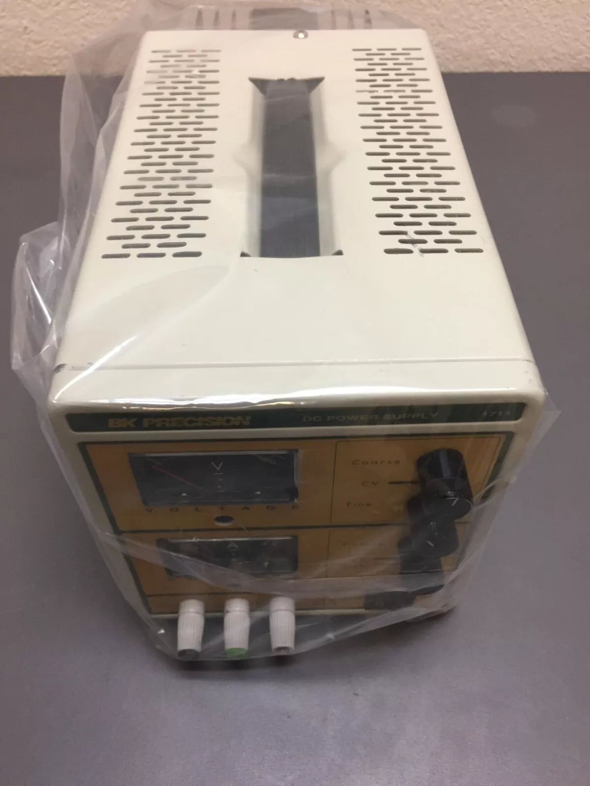 BK Precision Model 1711 DC Power Supply