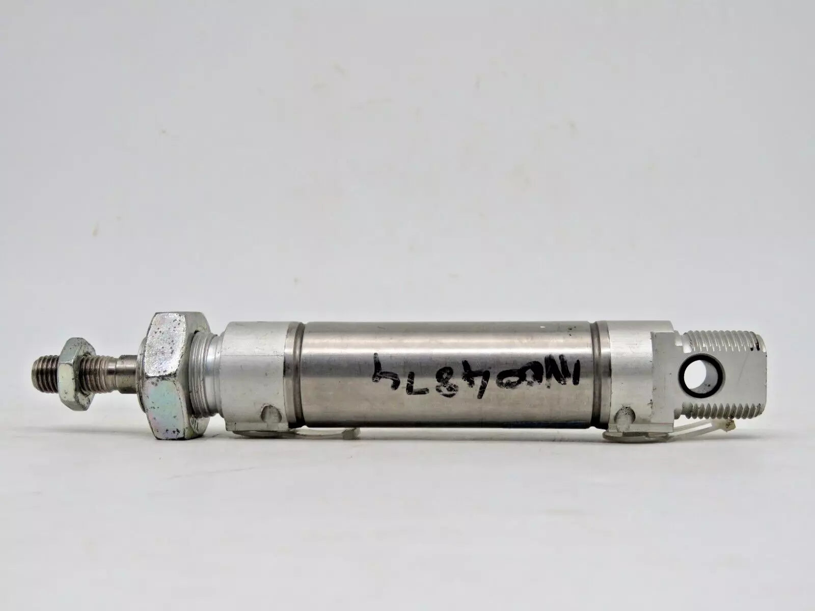 Festo DSNU25-40-PPV-A Pneumatic Cylinder with Piston Diameter 40mm