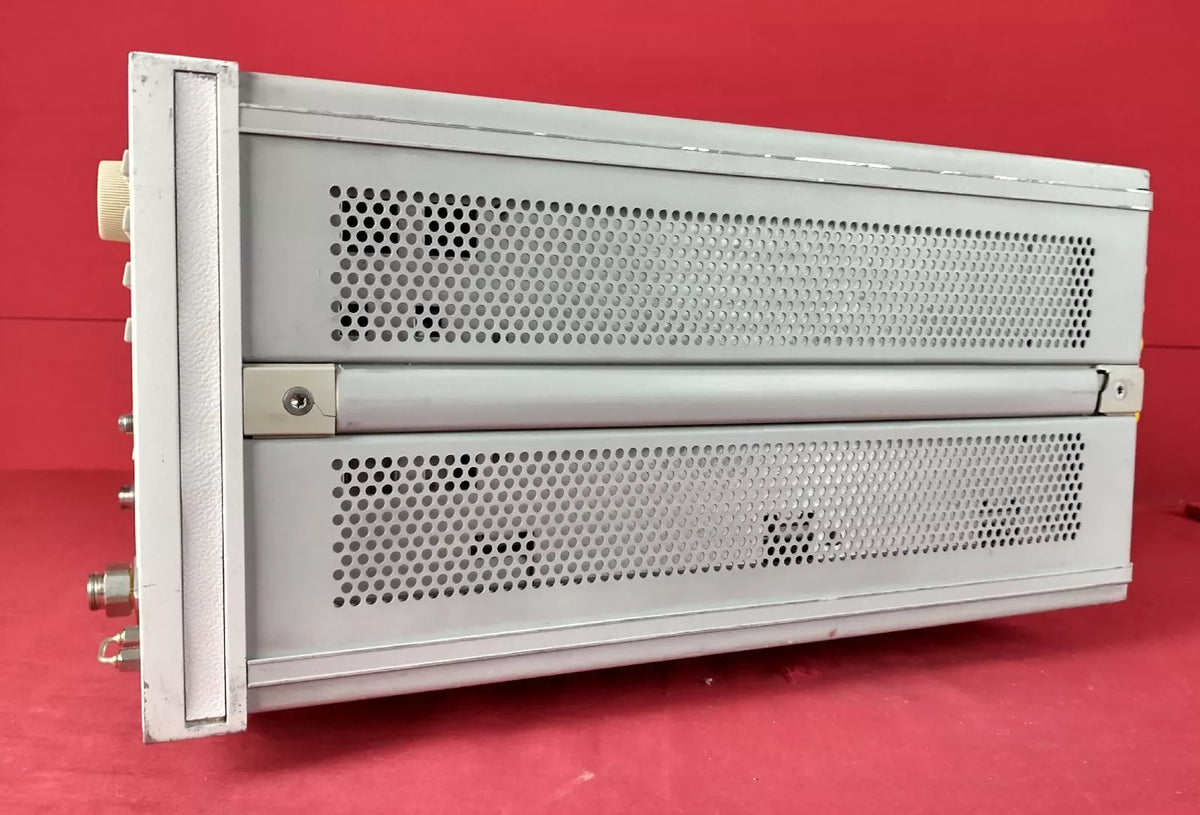 HP Agilent 8722D Network Analyzer Options 10,85,89 US38110588 Calibrated