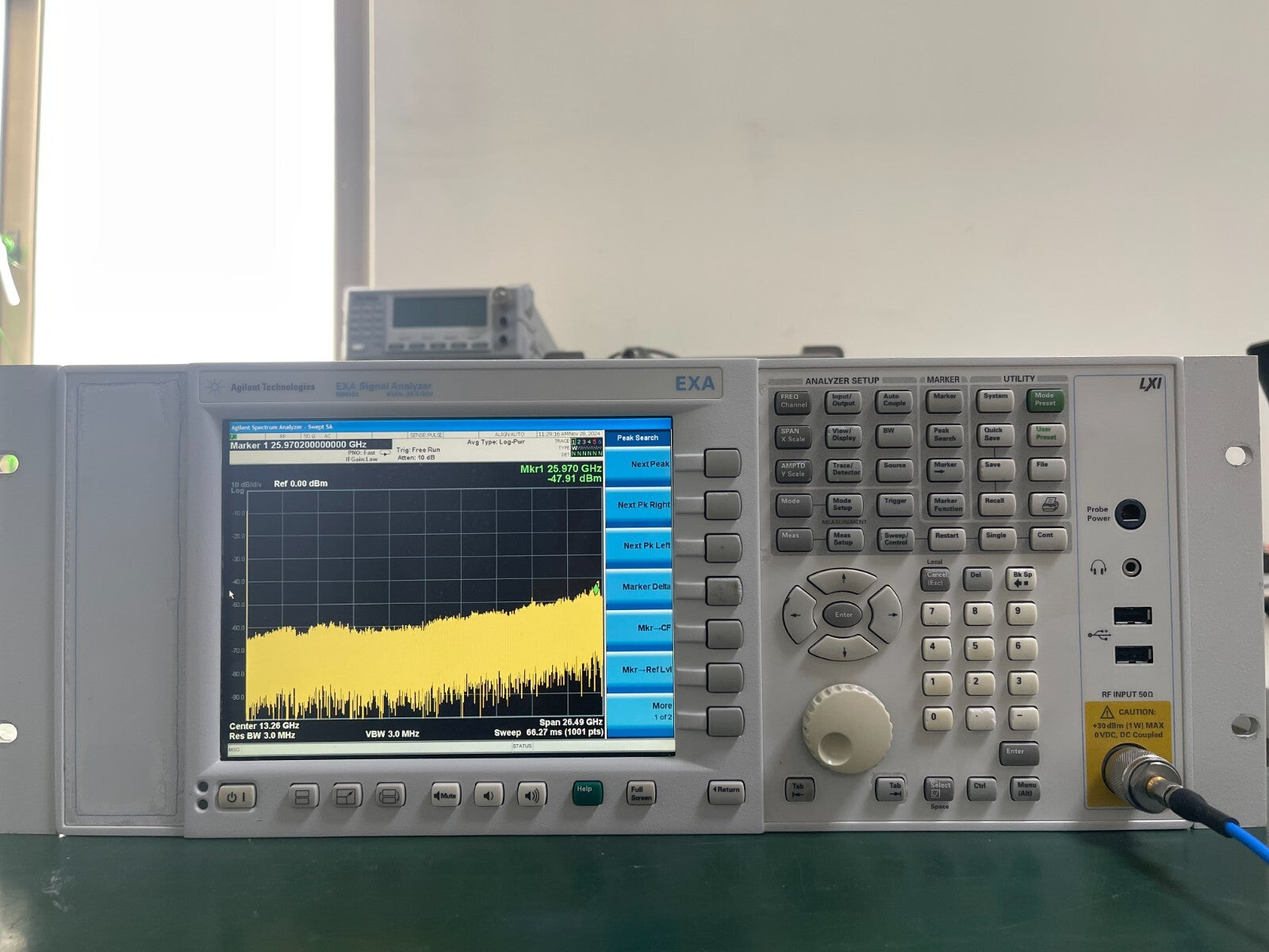 Agilent Keysight EXA N9010A 9KHz- 26.5GHz Spectrum Analyzer _0301 - XG eqpt