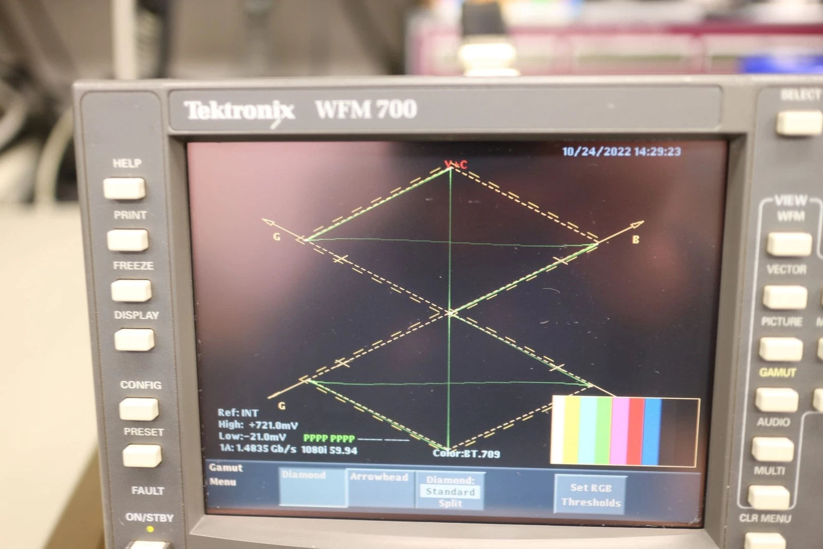 Tektronix WFM700M /01 Multiformat Wave form Monitor