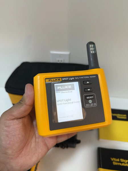 FLUKE Biomedical ProSim 4 & Spot Light Kit with Bag & Charger (Tested)