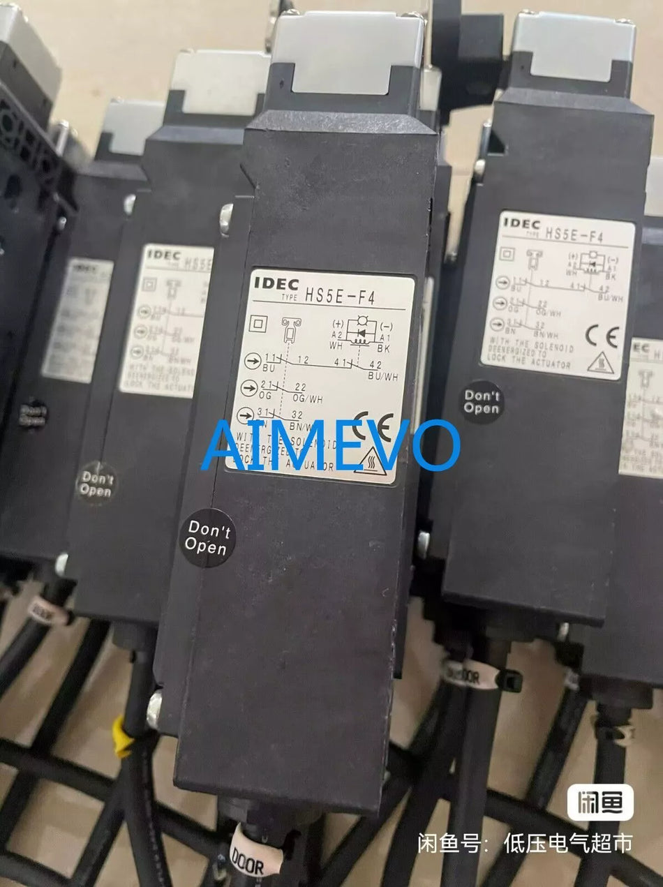 1 PC USED GOOD HS5E-F4 Switch