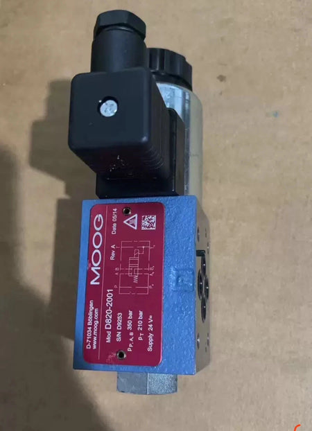 Moog D820-2001 Industrial Pressure Transmitter