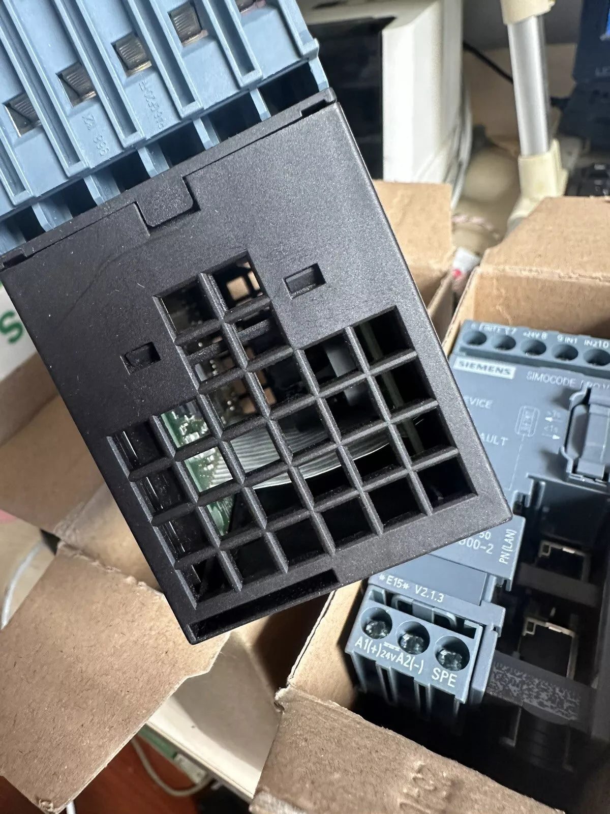 SIMOCODE Pro V/PROFINET DC2 3UF7011-1AB00-2