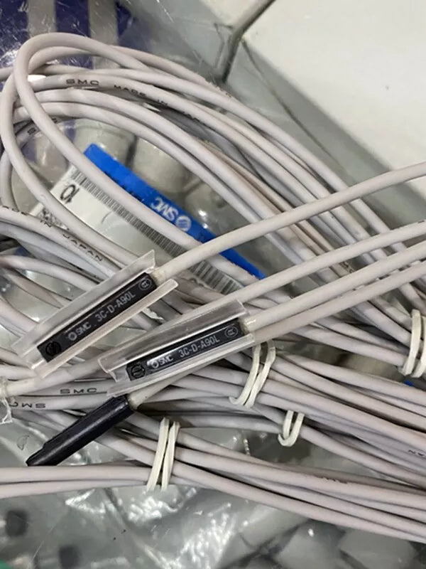 1PC New SMC D-A90 DA90 Magnetic Switch Expedited Shipping