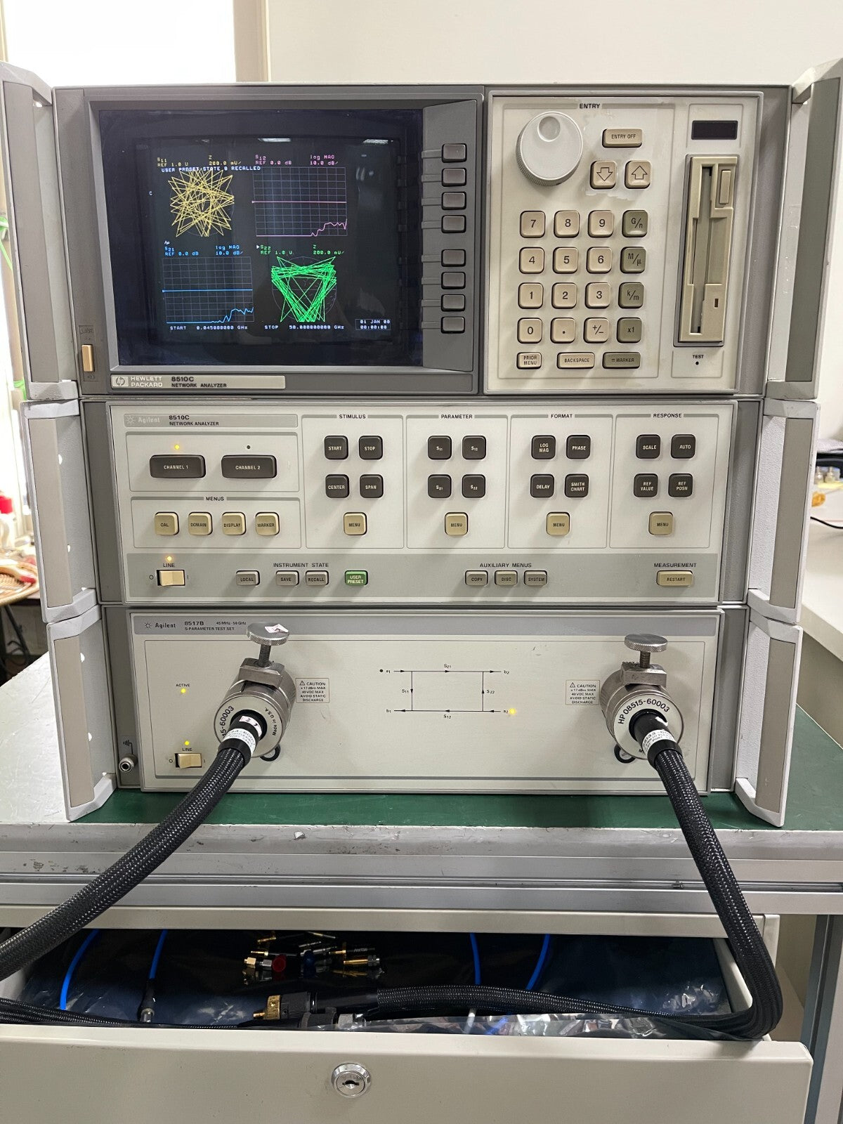 HP Agilent 8510C Vector Network Analyzer System 45MHz - 50GHz , w/HP83650B (CRT)