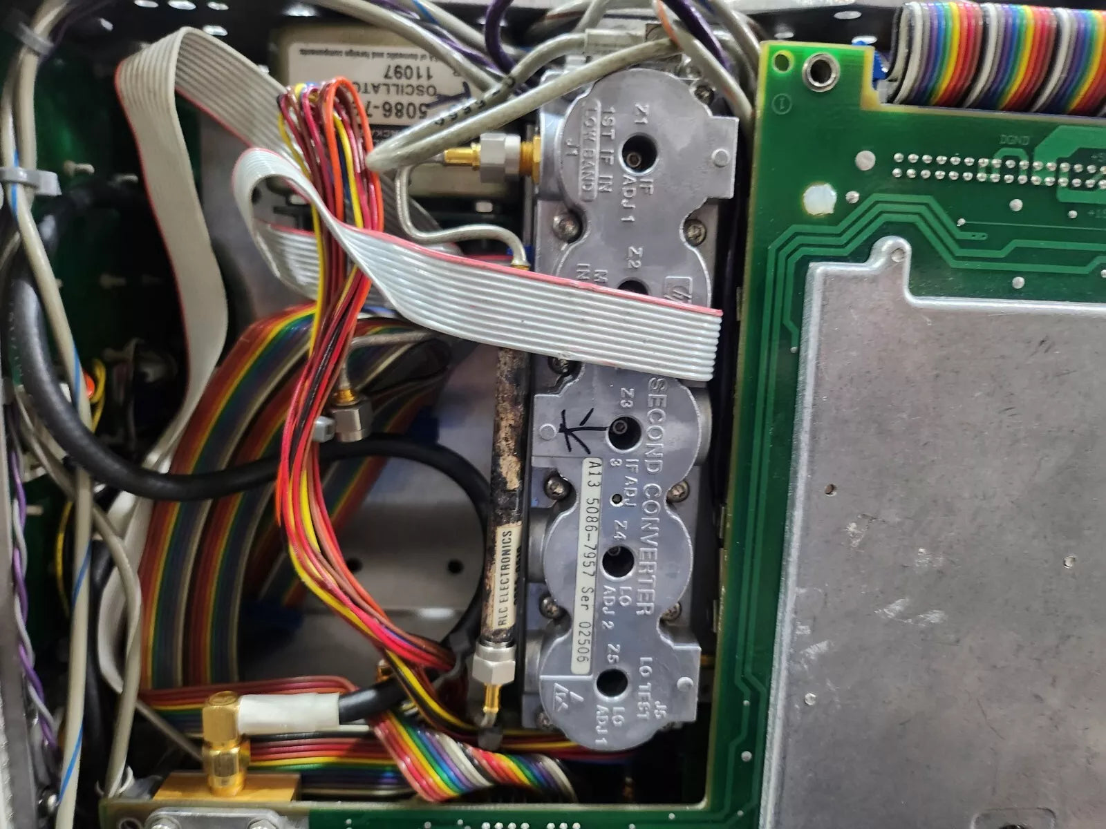 HP 8563E Spectrum Analyzer 30Hz to 26.5GHz Not Working - No Case (4071)