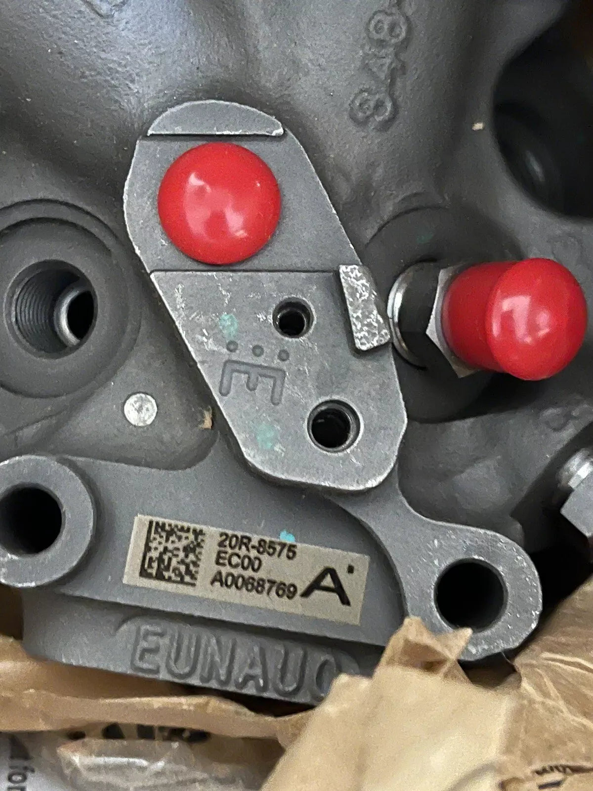 CAT 20R-8575 Cat Reman Combustion Head (FACTORY SEALED)