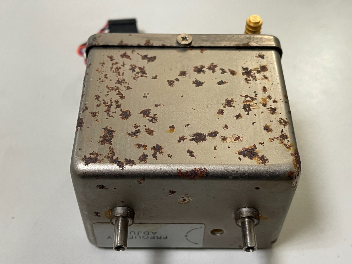 HP Agilent 10811E 10MHz Reference Crystal Oscillator for 8360 series