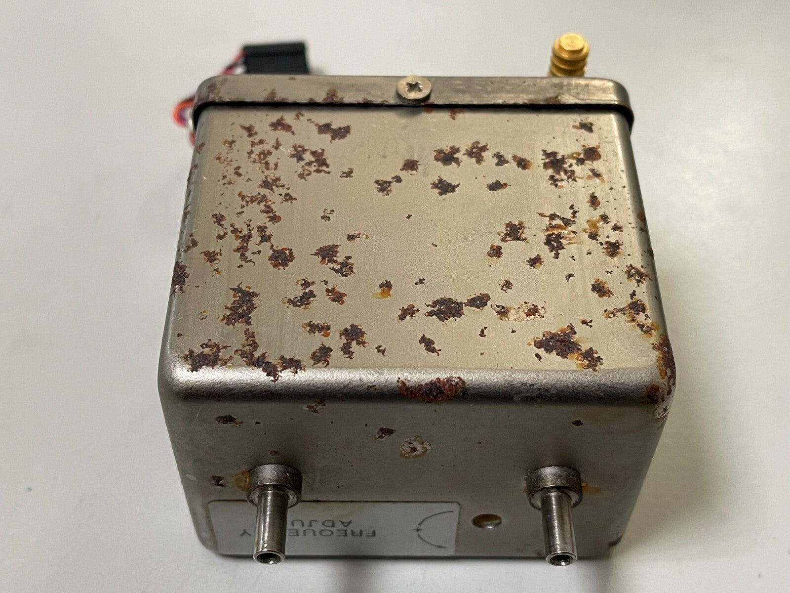 HP Agilent 10811E 10MHz Reference Crystal Oscillator for 8360 series