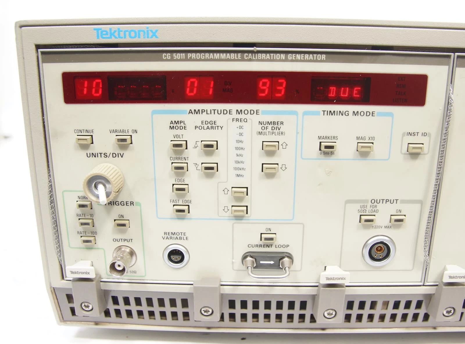 Tektronix TM5006A w/ SG 5030 Sine Wave Generator & CG 5011 Calibration Generator