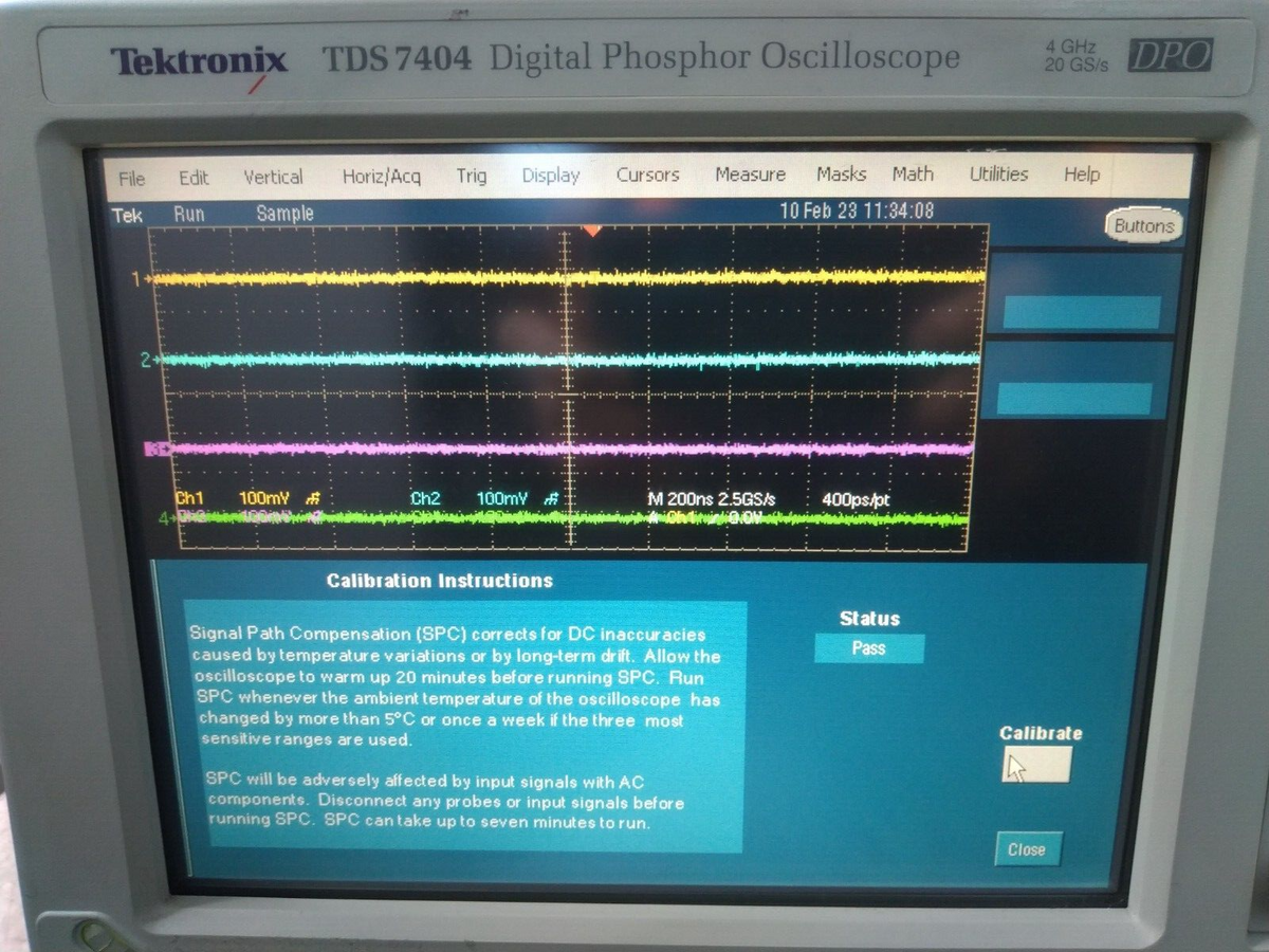 Tektronix TDS7404 Digital Phosphor Oscilloscope 4 Chs , 4GHz , 20 GS/s DPO